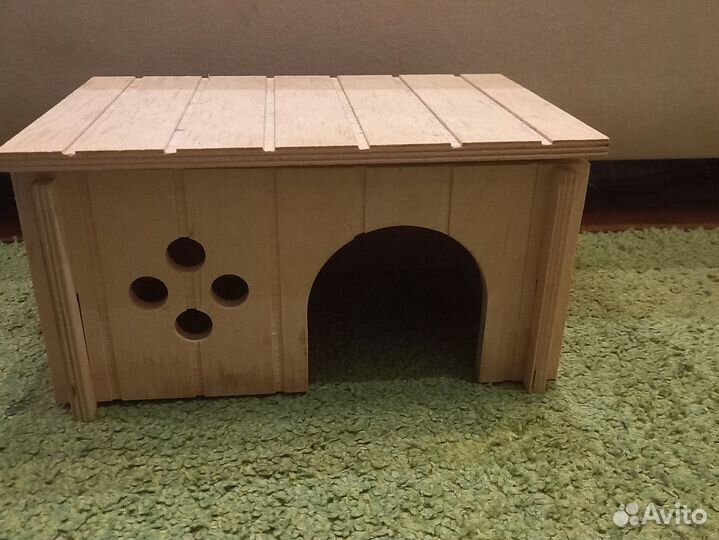 Деревянный домик для грызунов