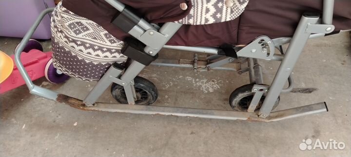 Детские санки с колесами