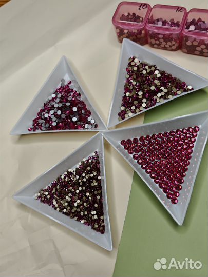 Стразы холодной фиксации в ассортименте