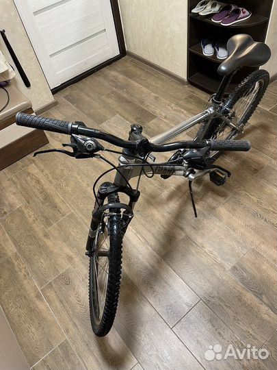 Велосипед giant