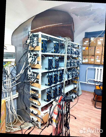 Bitman Antminer S21 XP Hyd 473 Th/s