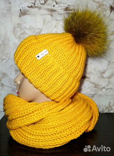 Шапочки, комплекты, новые, ручной вязки