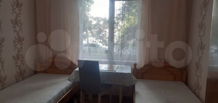 Комната 14 м² в 4-к., 1/10 эт.