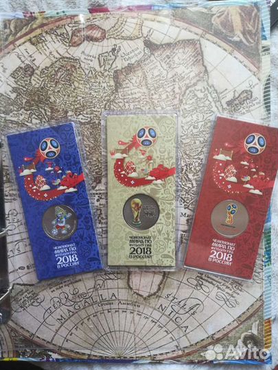 Монеты, футбол цветной