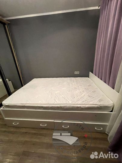 Кровать двухспальная