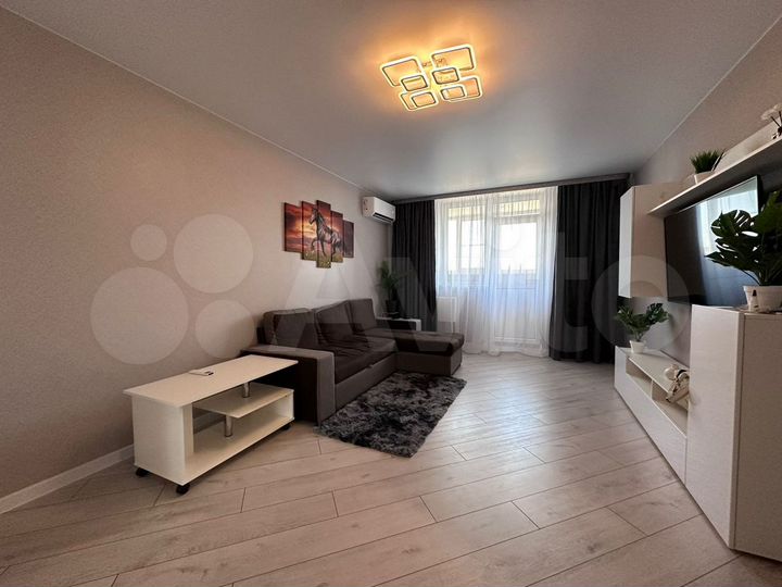 1-к. квартира, 40 м², 11/16 эт.