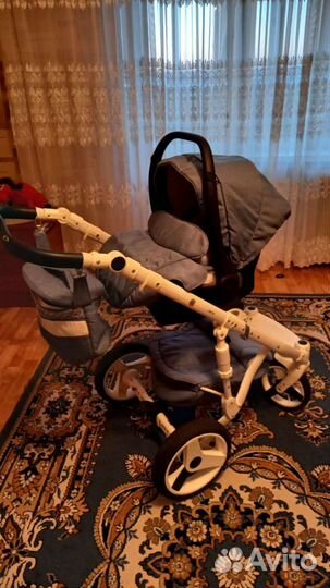 Коляска Adamex 3 в 1+ стул для кормления в подарок