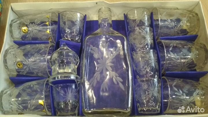 Набор рюмок и стопок + графин