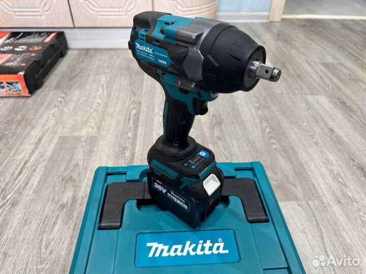 Аккумуляторный гайковерт Makita для работы