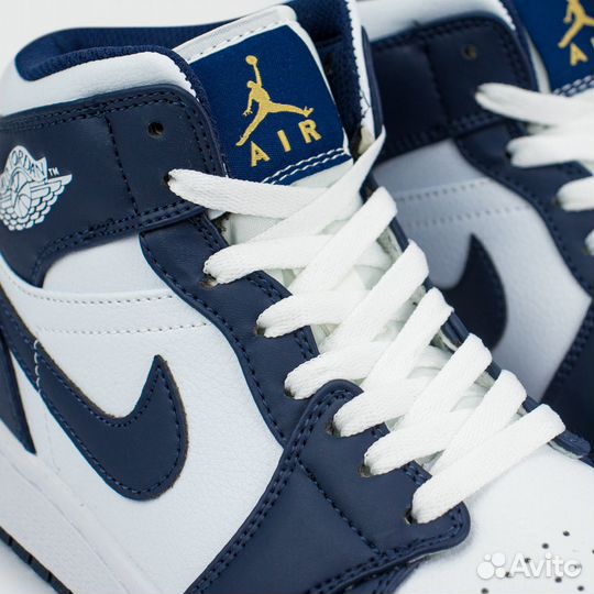 Nike Air Jordan 1 White / Metallic Gold / Obsidian