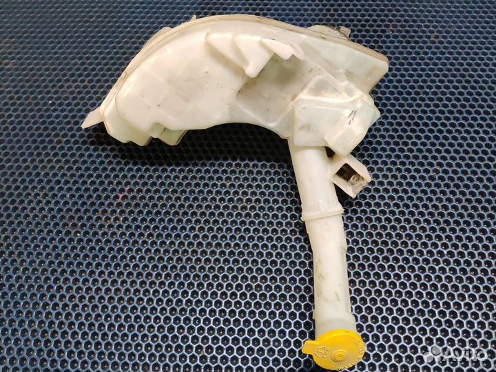 Бачок омывателя Mazda 3 BK