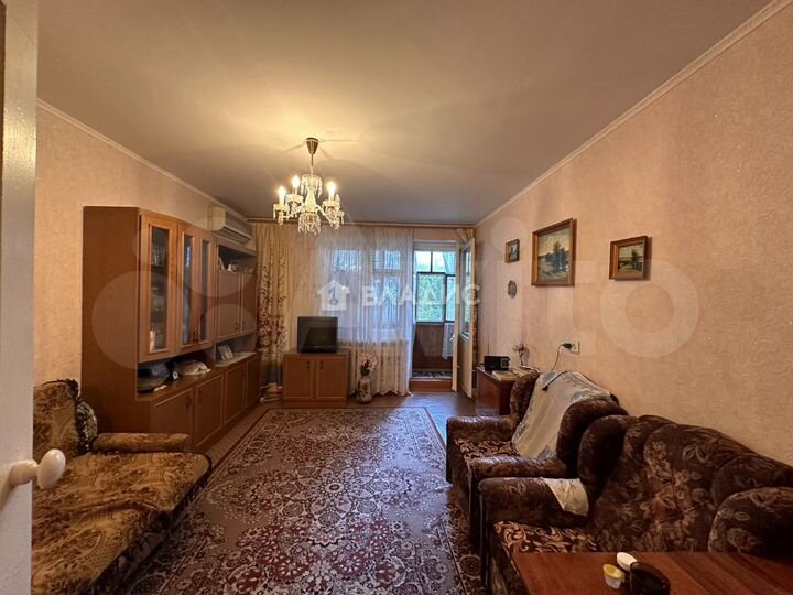 2-к. квартира, 48 м², 3/9 эт.