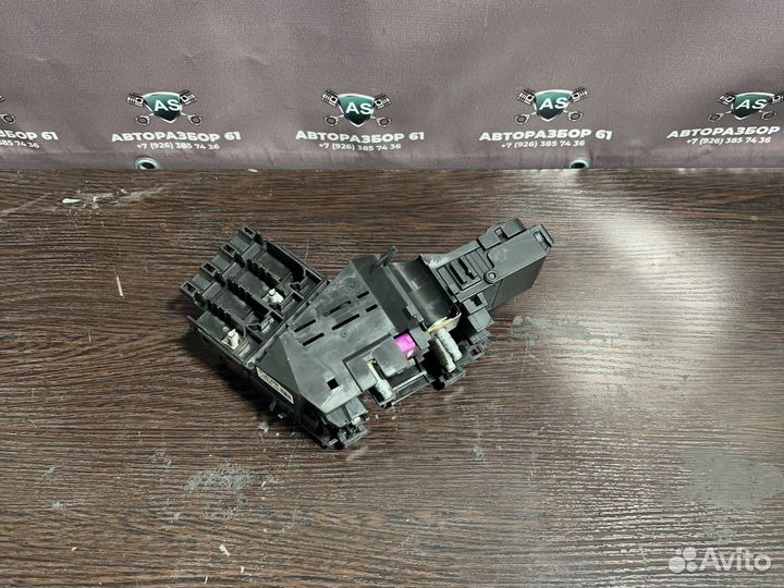 Блок предохранителей Mercedes W166