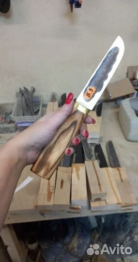 Кованые ножи с бритвенной заточкой