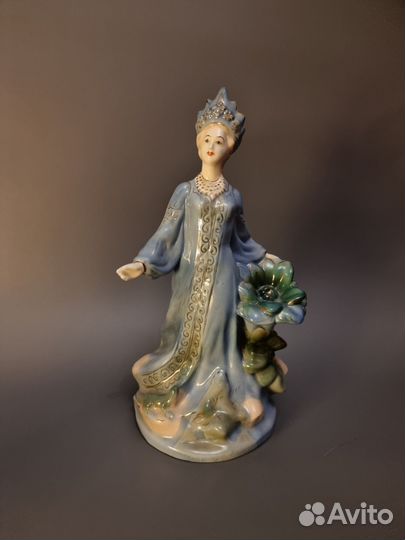 Статуэтка фарфоровая СССР