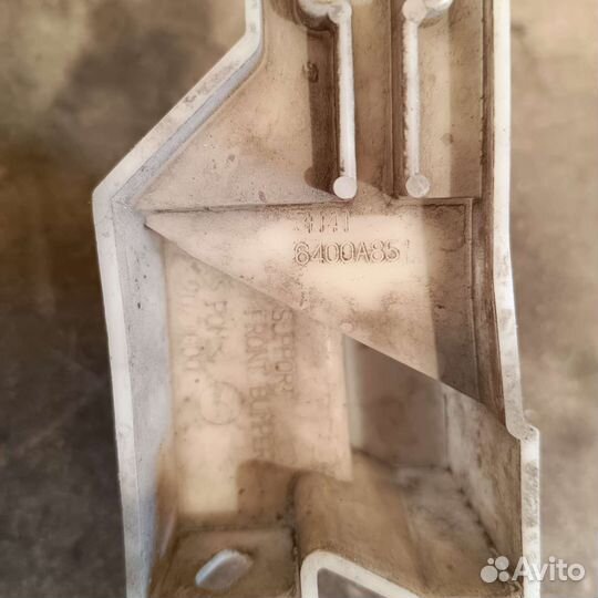 Кронштейн бампера левый Mitsubishi lancer 10