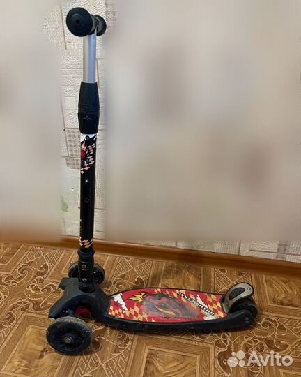 Самокат детский трехколесный