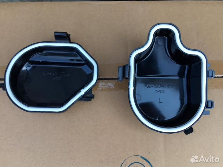 Фара правая Мерседес Актрос мп3 A9438202361