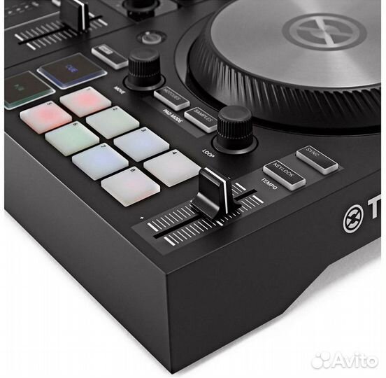 DJ-контроллер Traktor Kontrol S2 MK3