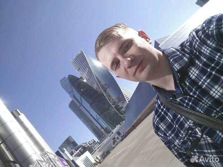 Инженер программист, специалист по микроконтроллер