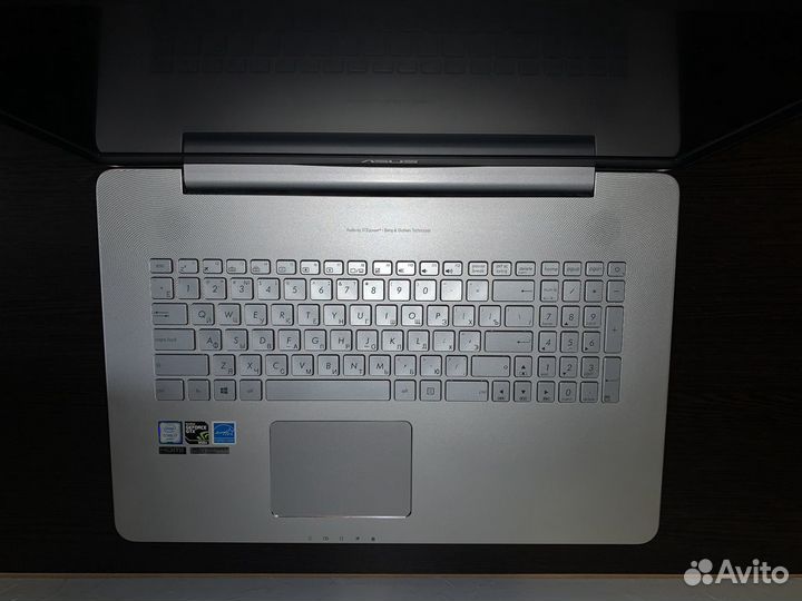 Ноутбук asus (i7 6700/GTX 950M)