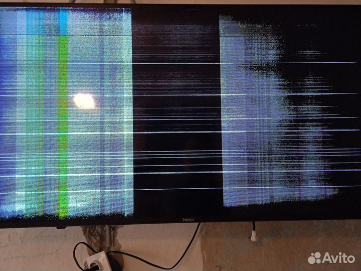 Телевизор SMART tv бу 43 дюйма