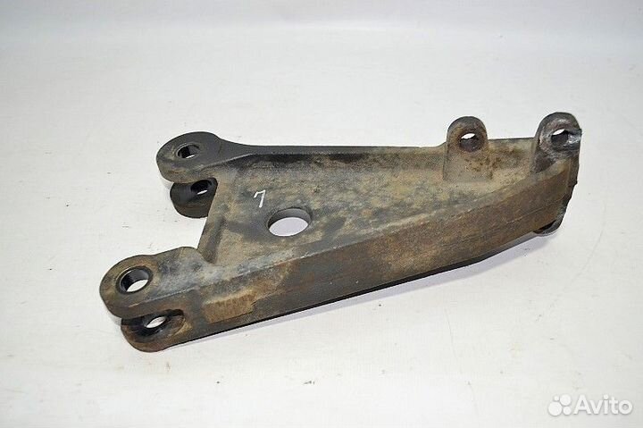 Кронштейн усилителя бампера, левый MAN TGA 18.430