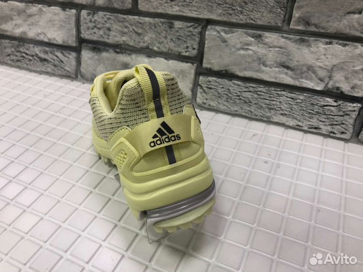 Кроссовки Adidas marathon