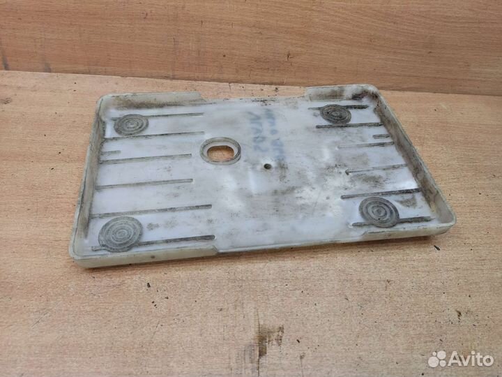 Площадка акб, Volvo 960