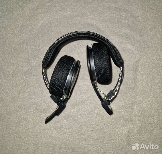 Беспроводные наушники Urbanears Hellas, black belt