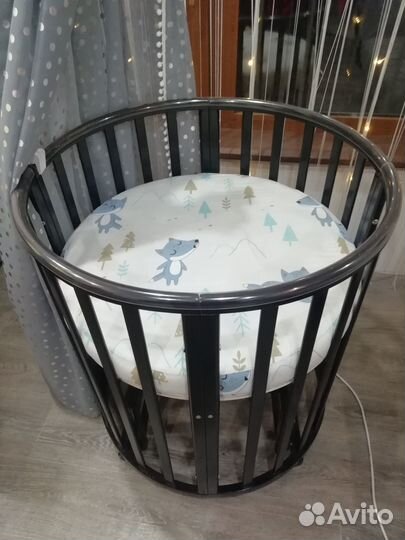 Детская кроватка трансформер круглая с маятником