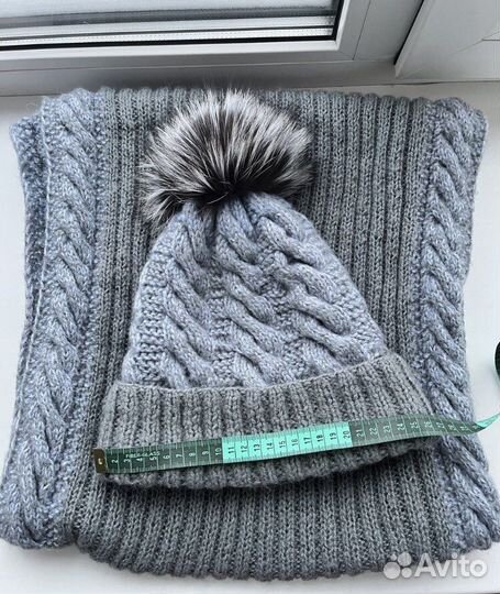 Комплект шапка и снуд