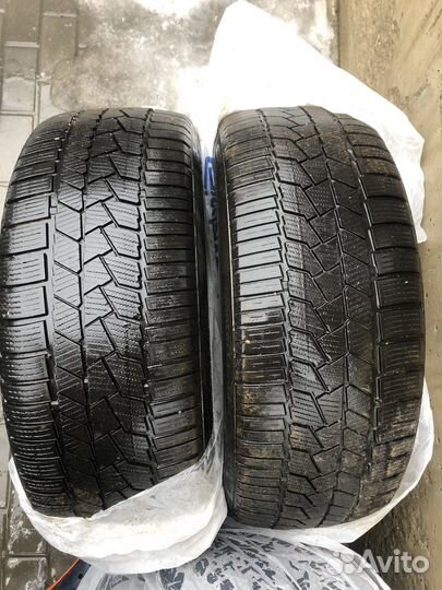 Continental ContiWinterContact TS 860S 245/40 R20 и 275/35 R20