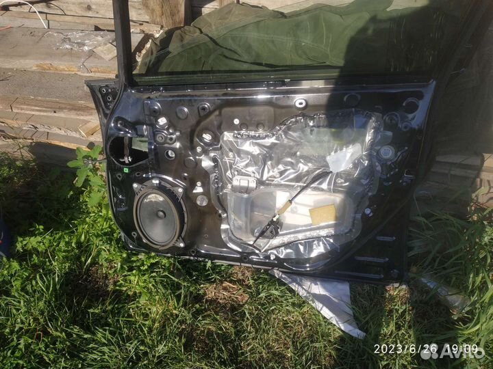 Двери правые Приус 30 Prius 30