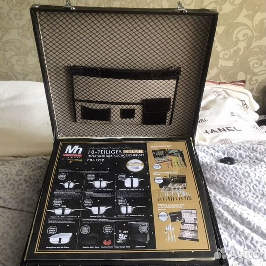 Набор кастрюль