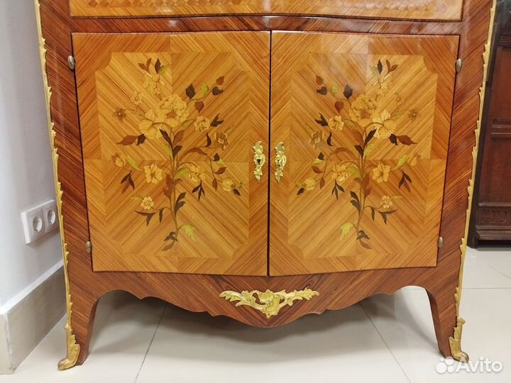 Бар-комод. Италия. Массив и шпон дерева