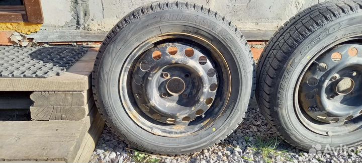 Bridgestone Blizzak Revo GZ 185/65 R15