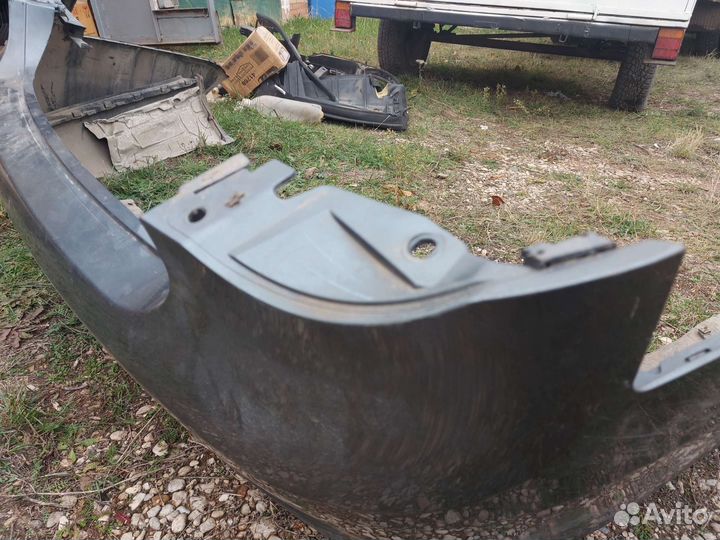 Volkswagen Jetta 5 задний бампер