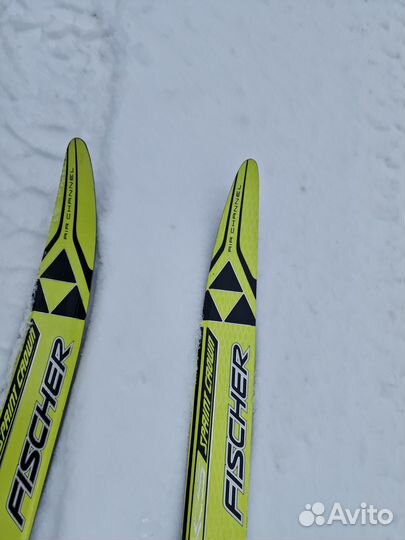 Лыжи беговые 150см,крепления Fisher sns