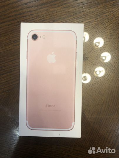iPhone 7, 32 ГБ