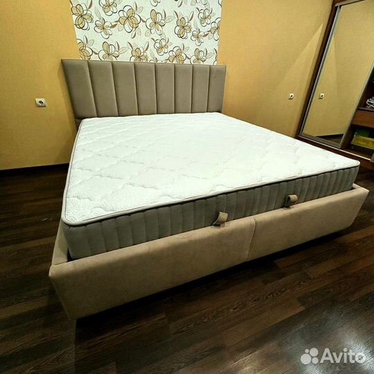 Современная кровать