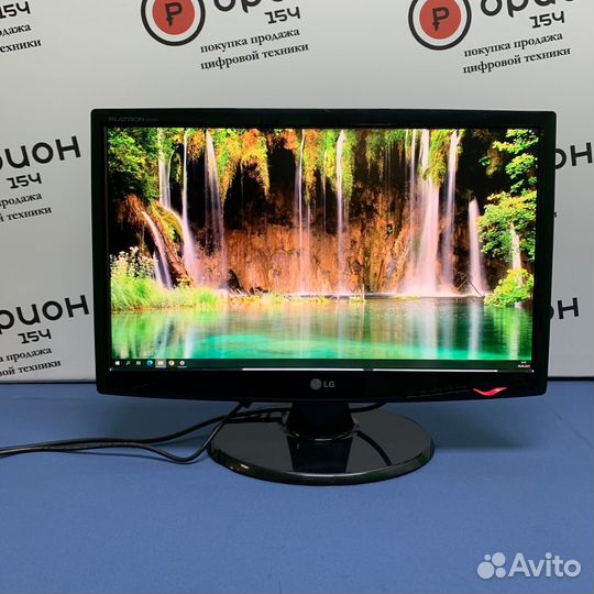 Монитор LG Flatron W2243T-PFW 22 дюйма