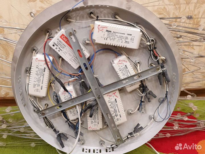 Люстра на 35 лампочек