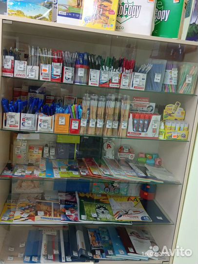 Канцтовары, ручки,тетради, бумага