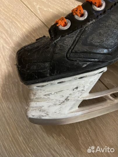 Хоккейные коньки bauer 37