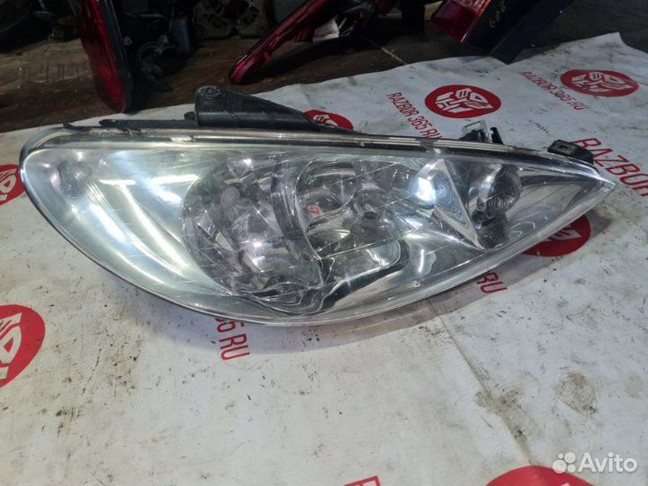 Фара галоген правая Peugeot 206 хетчебек KFV 2009