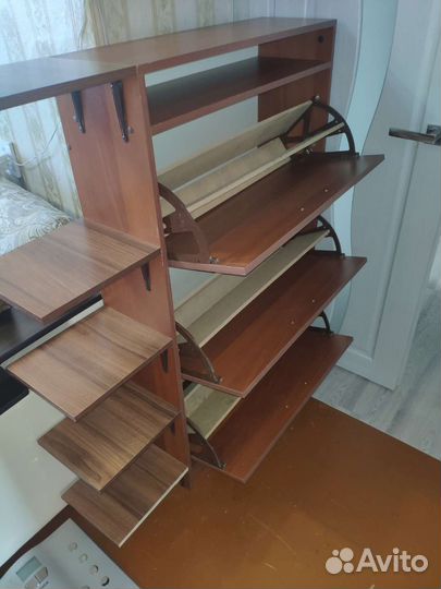 Продам обувницу