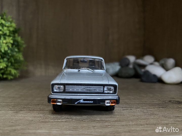 Модель автомобиля Москвич 2140сл