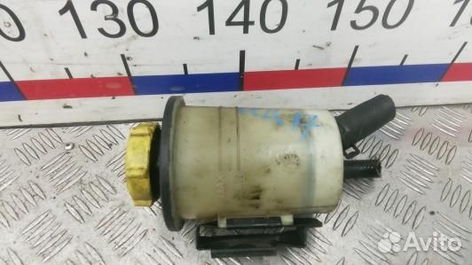 Бачок гу land rover discovery 3 (OUK17NO01)