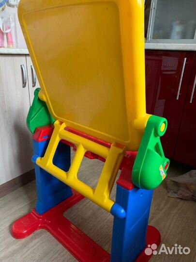 Столик развивающий с доской